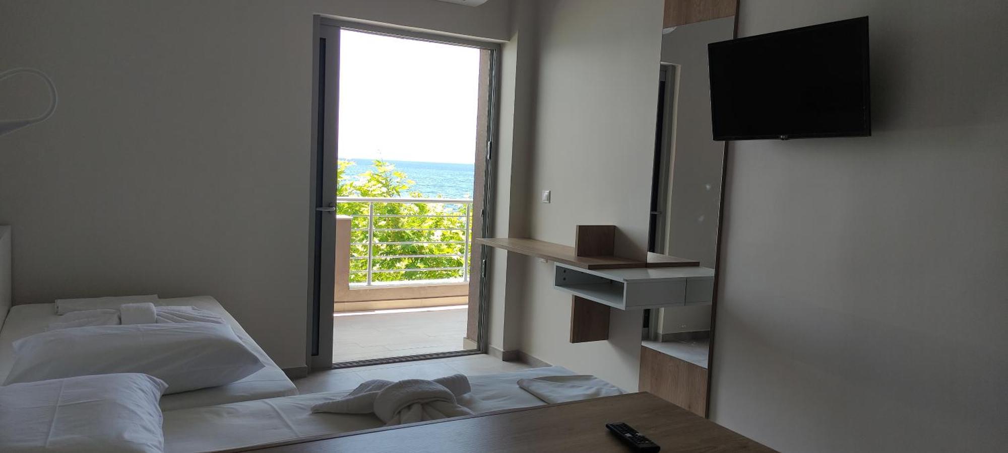 Mangata Seaside Hotel Apartment