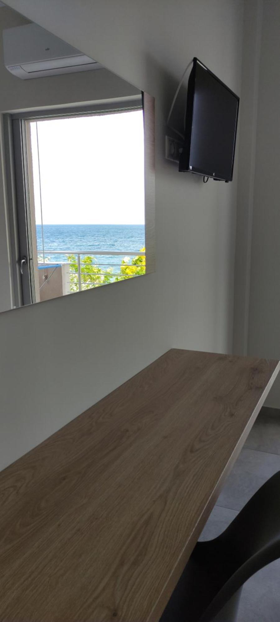 Mangata Seaside Hotel Apartment